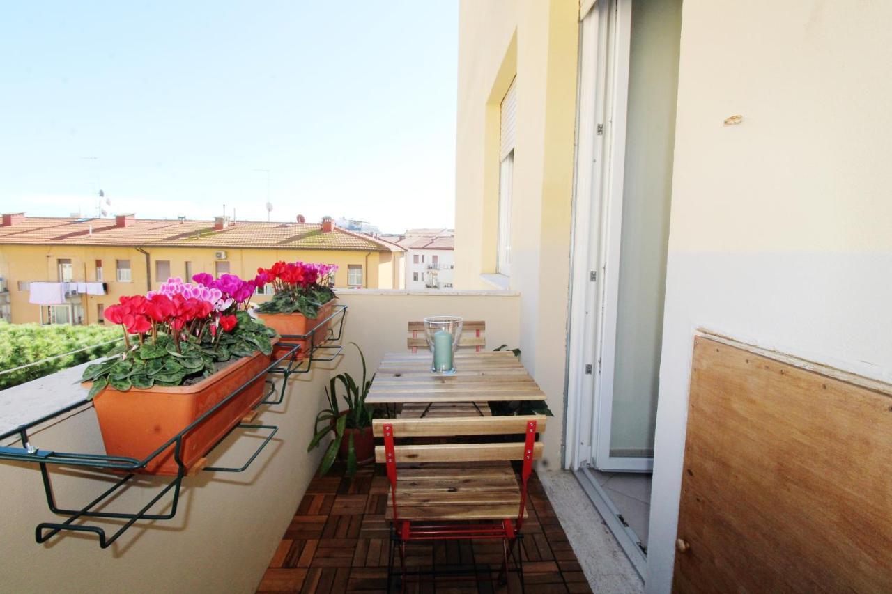 Le Case Di Italo - Via Grande 215 Appartamento Livorno Esterno foto